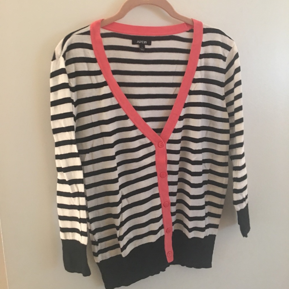 Apt. 9 cardigan large